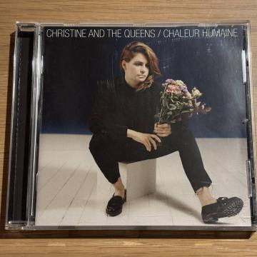 �yChristine & The Queens�zChaleur Humaine
