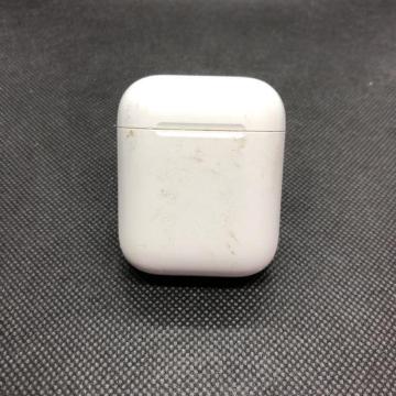  i Apple Abv AirPods [dP[X A1602