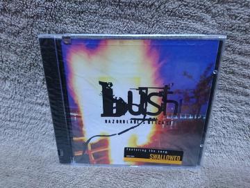 BUSH^RAZORBLADE SUITCASE^AՁ^ViJ^ubV