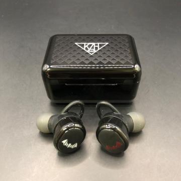POWERED BY ONKYO t CXCz CP-TWS01A