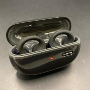 ���� SOUNDPEATS PearlClip Pro ���C�����X�C���z��