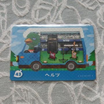 �Ƃт����ǂ��Ԃ̐Xamiibo�{�J�[�h�̃w���c