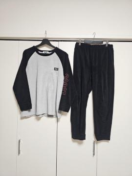 LOGOS �t���[�X �㉺�Z�b�g M