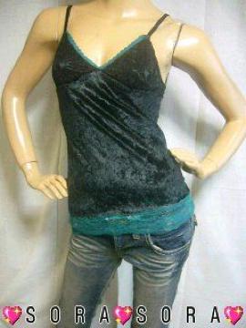 オールシーズン大活躍 Sexy.エレガント♪光沢感 胸元&裾刺繍レース ベロアキャミ