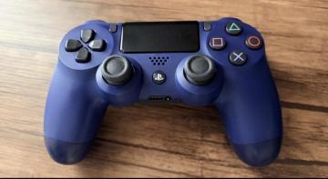 DUALSHOCK 4 ���C�����X�R���g���[���[ PS4 �~�b�h�i�C�g�E�u���[ CUH-ZCT2J