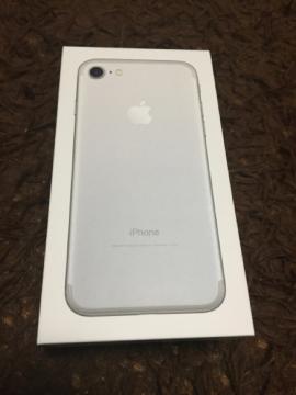 Apple iPhone 7  ̂