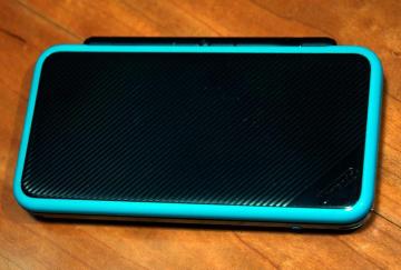 ����i Nintendo 2DSLL �u���b�N �^�[�R�C�Y �{�� �ʔ����pAC�A�_�v�^�[�t�� �j���e���h�[ �C�V��