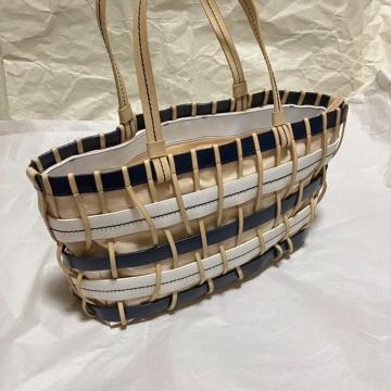 �y�m�[�u�����h�����z �J�W���A�� / ������ / �g�[�g�o�b�O