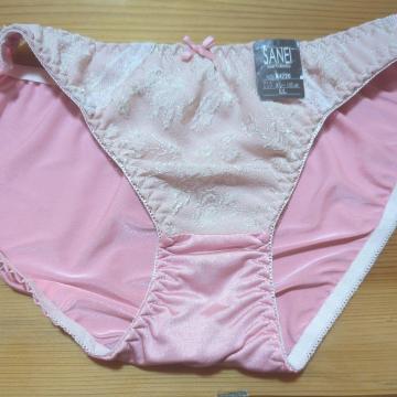 新品衣類 ピンク花柄ショーツLL