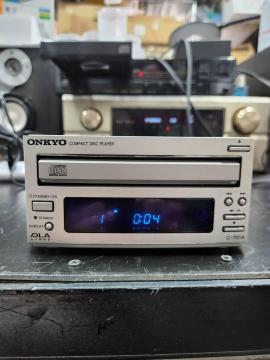 eϒiISiIONKYO CDv[[C-701A