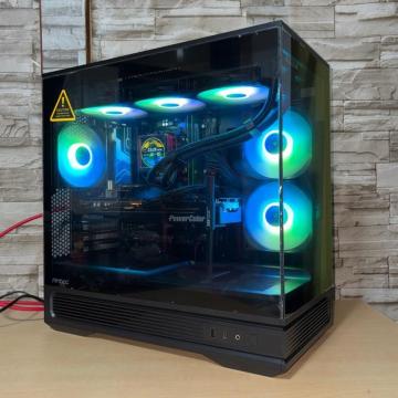 �y�������ȊO�V�i�z�Q�[�~���OPC Ryzen7 7800X3D RX9070XT SSD1TB ������16GB