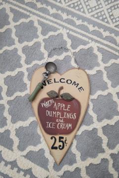Jg[ WELCOME   Apple