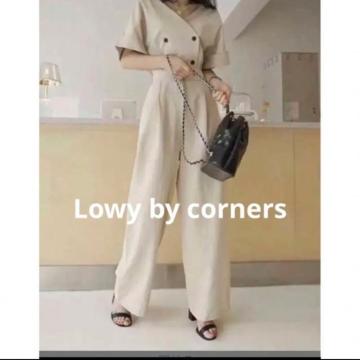 Vi@Lowy by corners  I[C  Tybg M
