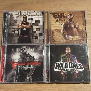 �yFLO RIDA�z�A���o��4�Z�b�g