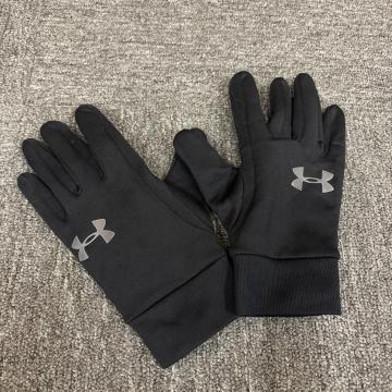 ���� UNDER ARMOUR �A���_�[�A�[�}�[ �O���[�u ��� �u���b�N