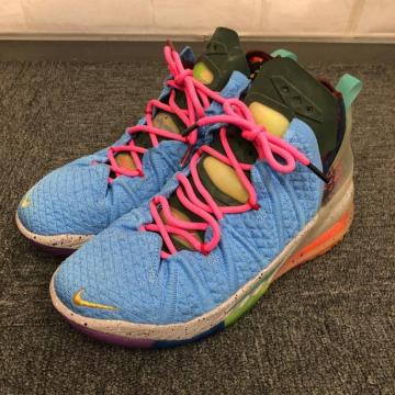 NIKE iCL u18 LEBRON XVIII Xj[J[ 25cm
