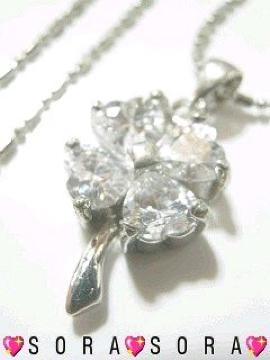 【クローバー】キュービックジルコニアネックレス 巾着袋付