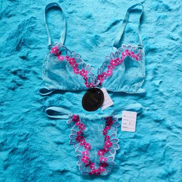 GbBBB[XuW[&TobNBBWF[ZbgBBB