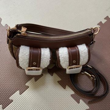 �y�V�i���g�p�z�R�[�` �A�V���g�� �o�b�O�E�V�O�l�`���[ �u���E�� �A�E�g���b�g �V�A�����O