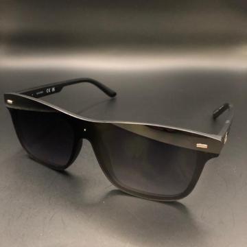  GUESS QX TOX GF0183