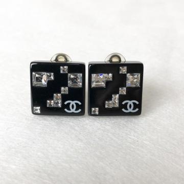 �y�ɔ��i�zCHANEL �V���l�� �X�N�G�A �C�������O �R�R�}�[�N ���C���X�g�[�� ����v���[�g�t 05A