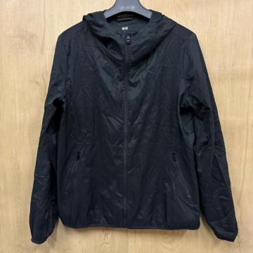 ���� UNIQLO ���j�N�� �|�P�b�^�u���p�[�J �u���b�N