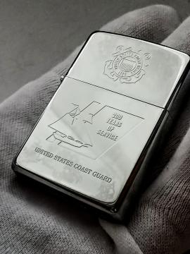 ZIPPO@bg@QOOyear@Wb|C^[