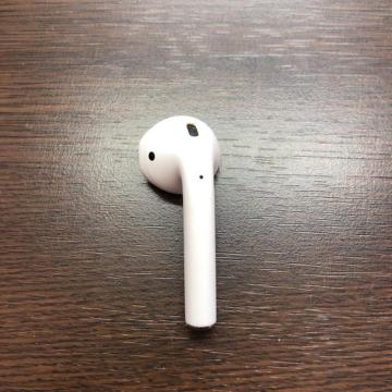  i Apple Abv AirPods GA[|bY  A1722