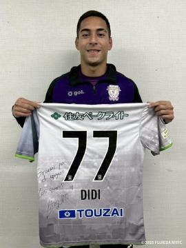 #77 �f�B�f�B�G �I��2nd���j�t�H�[�� �㉺�i���p�Ȃ��j