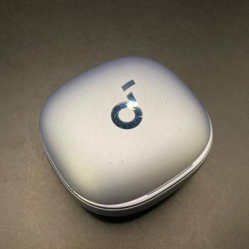 ���� soundcore Liberty 4���C�����X�C���z�� �[�d�P�[�X�̂�