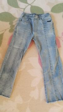サイズ130☆FINE GIRLS☆動きやすいジーンズ