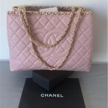 CHANEL�V�����_�[�o�b�O�@�s���N�@�S�[���h�`�F�[��CHANEL ��e�ʁ@���i���kOK