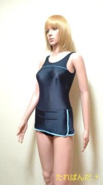 ���i�������A�l�C�r�[�̃X�J�[�g�t�����j����6608��3�_�ő���