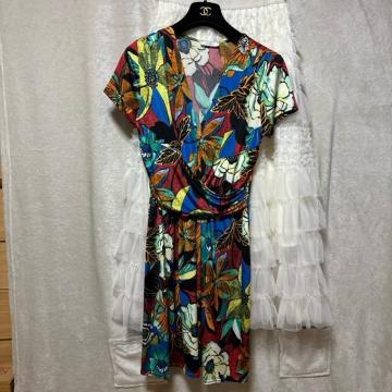 EGERIE �ԕ��}���`�J���[���������s�[�X