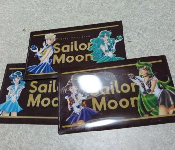 �Z�[���[���[�� �N���A�t�@�C�� 3���Z�b�g