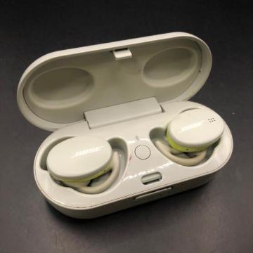 ���� Bose Sport Earbuds ���C�����X�C���z��