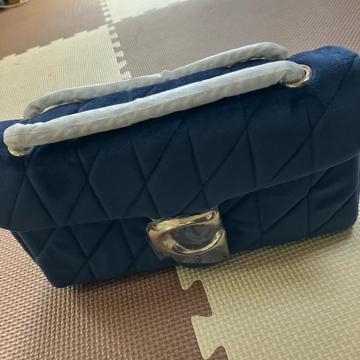 yVigpzR[` ^r[V_[obO 26 LeCO u[ AEgbg