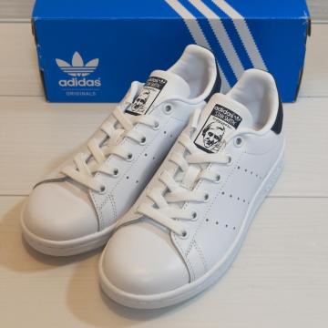 �y�V�i/���g�p�zadidas Stan Smith �X�^���X�~�X �z���C�g/�l�C�r�[ 22.0cm (M20325) ���t ���K�i