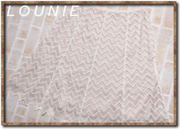 ���[�j�B�@���[�X�X�J�[�g�@��