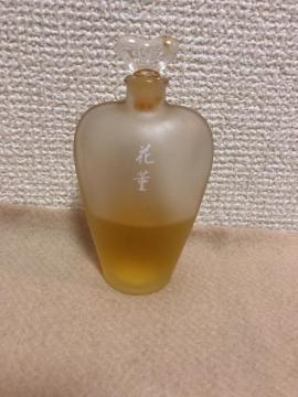 資生堂 花椿会50周年記念 特製フレグランス 花菫 レア香水 50ml