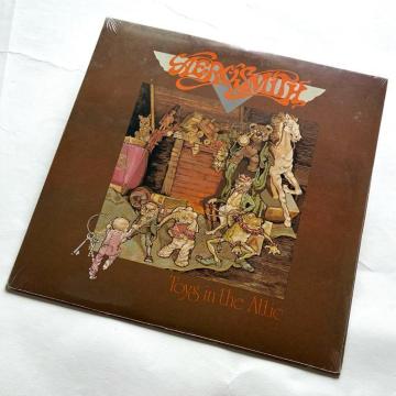 AEROSMITH �G�A���X�~�X �gToys In The Attic�h US�� ���R�[�h LP ���J��