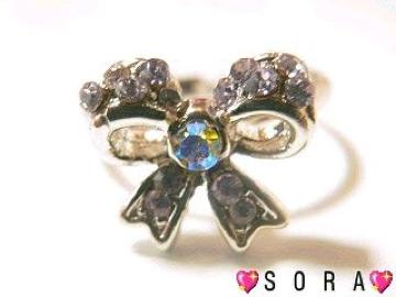 【小悪魔ageha掲載】調整可能♪エタニティリボンリング.箱付 ラベンダー