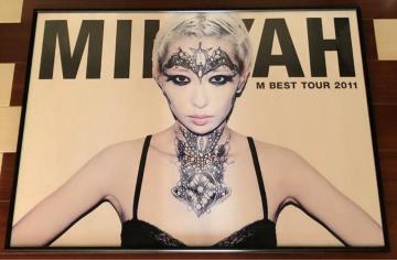 s~AtB2 |X^[ M BEST TOUR 2011 MILIYAH