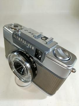 OLYMPUS-PEN  EE-2