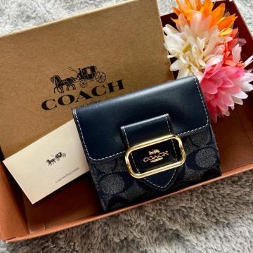 COACH fj ܂z