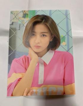 TWICE �W�q���@�����t�H�g�J�[�h�@�V�[�O��2020