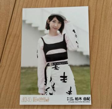 AKB48 ���ؗR�I 11���̃A���N���b�g ���ʐ^