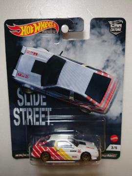 ίĳSLIDE STREET`dWUXv^[gmJ