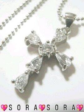 【クロス】キュービックジルコニアネックレス 巾着袋付