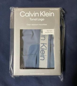 �y�V�i�zCalvin Klein �J���o���E�N���C�� Tonal Logo ���[���C�Y�g�����N�X �u���[�n